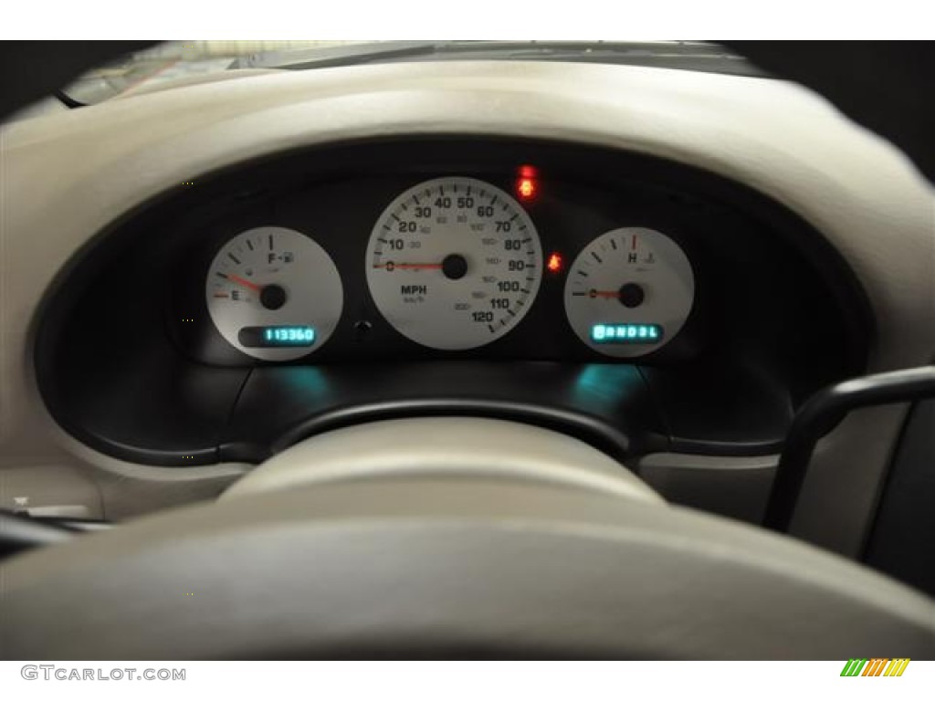 2002 Chrysler Voyager Standard Voyager Model Gauges Photo #63176227