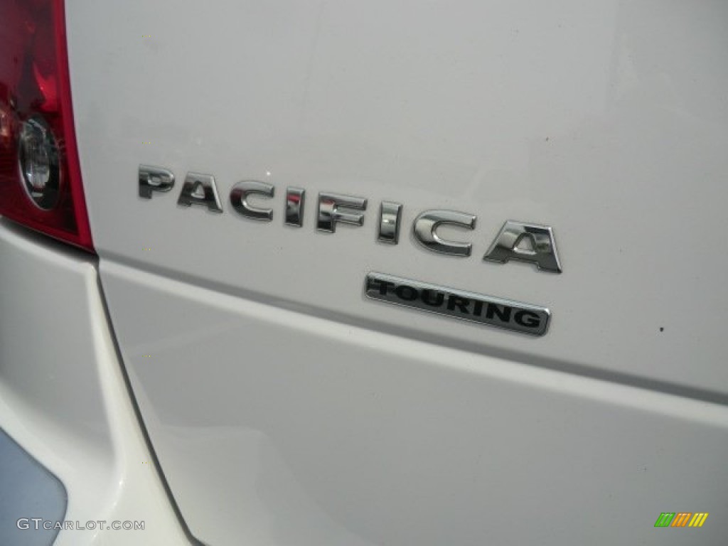 2005 Pacifica Touring AWD - Stone White / Light Taupe photo #7