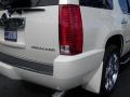 White Diamond - Escalade  Photo No. 11