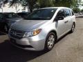 2011 Alabaster Silver Metallic Honda Odyssey LX  photo #4