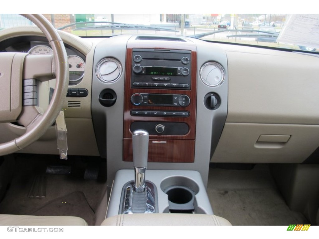 2005 Ford F150 Lariat SuperCrew Tan Dashboard Photo #63184215