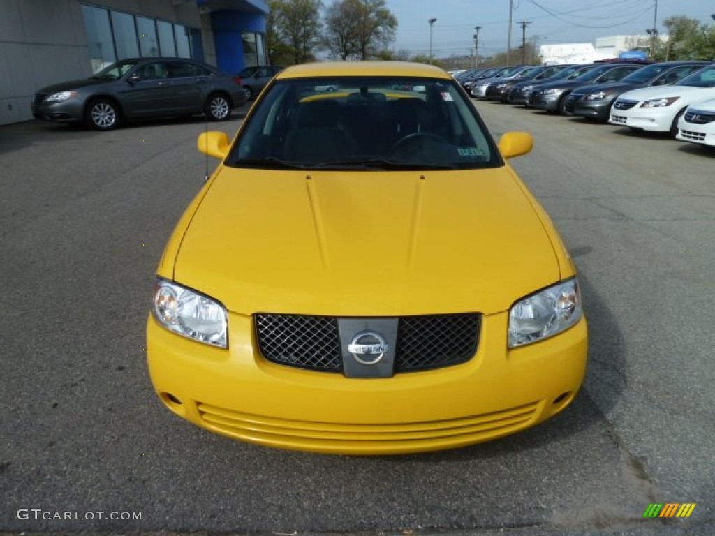 2006 Sentra 1.8 S Special Edition - Sunburst Yellow / Charcoal photo #8