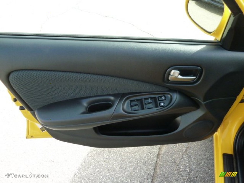 2006 Sentra 1.8 S Special Edition - Sunburst Yellow / Charcoal photo #14