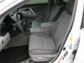 Super White - Camry SE Photo No. 11