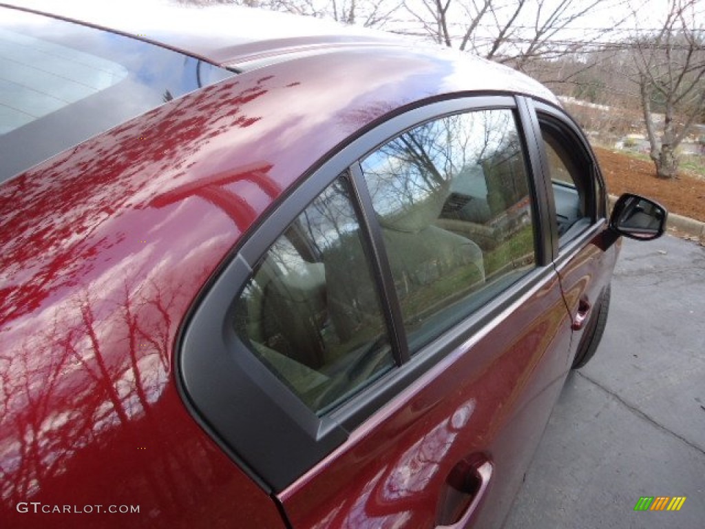 2012 Civic LX Sedan - Crimson Pearl / Beige photo #11