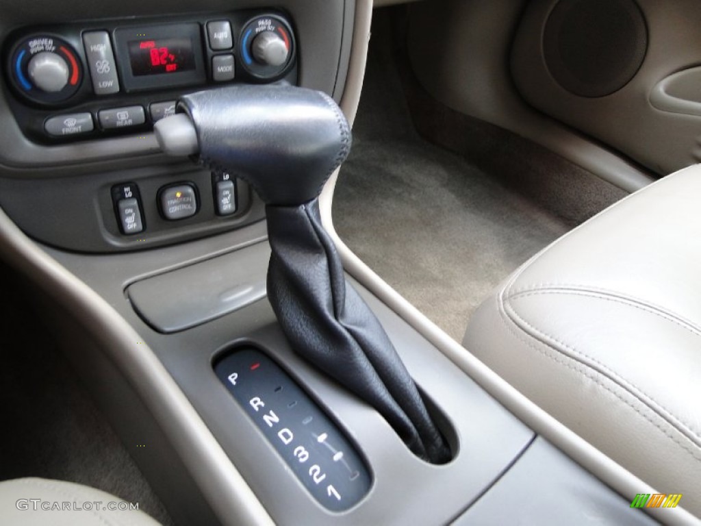 2002 Pontiac Bonneville SSEi Transmission Photos