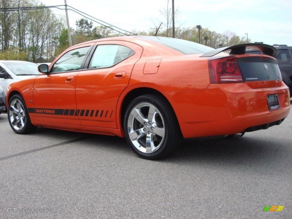 2008 Charger R/T Daytona - HEMI Orange Pearl / Dark Slate Gray photo #4