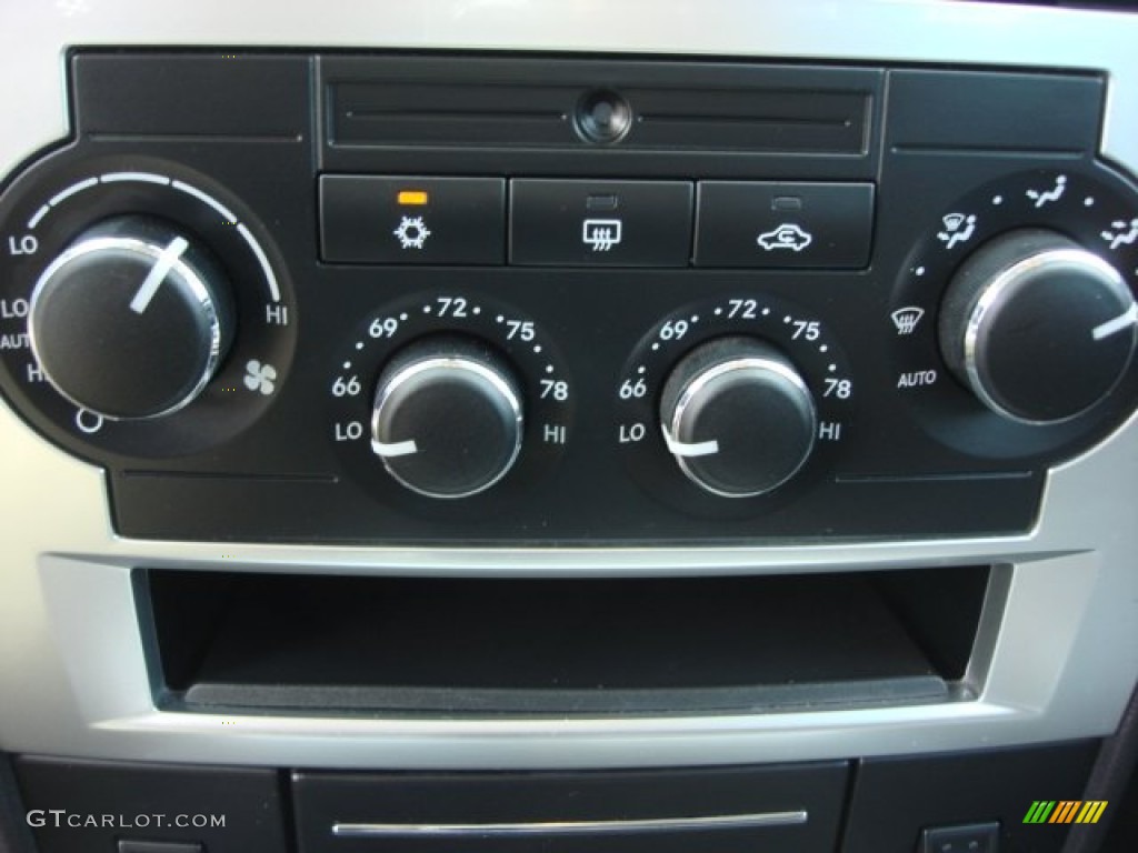 2008 Dodge Charger R/T Daytona Controls Photo #63192802