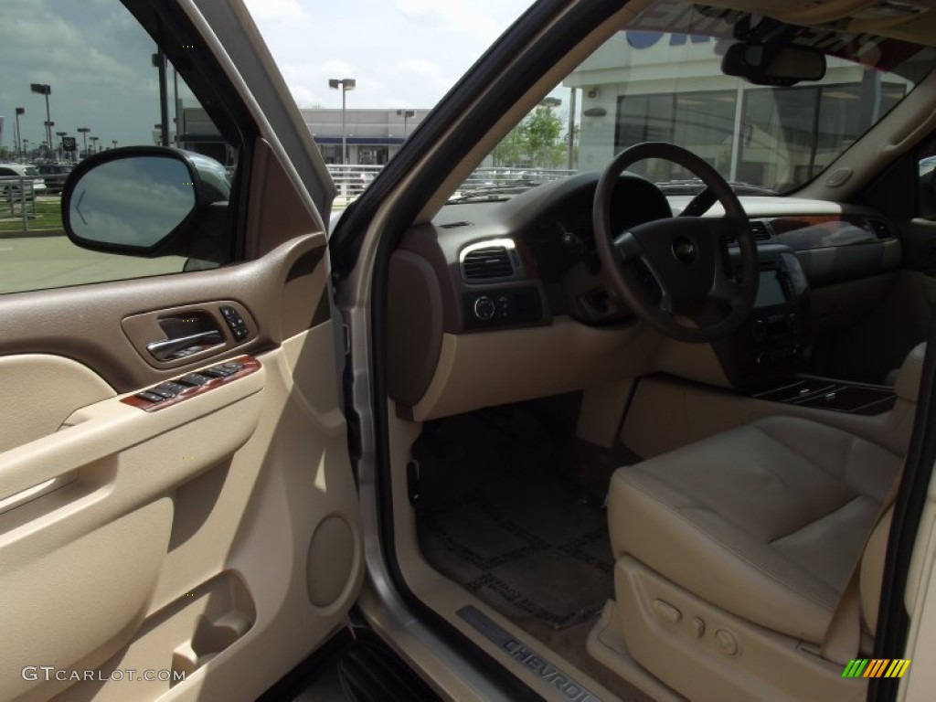 2010 Tahoe LTZ - Gold Mist Metallic / Light Cashmere/Dark Cashmere photo #12