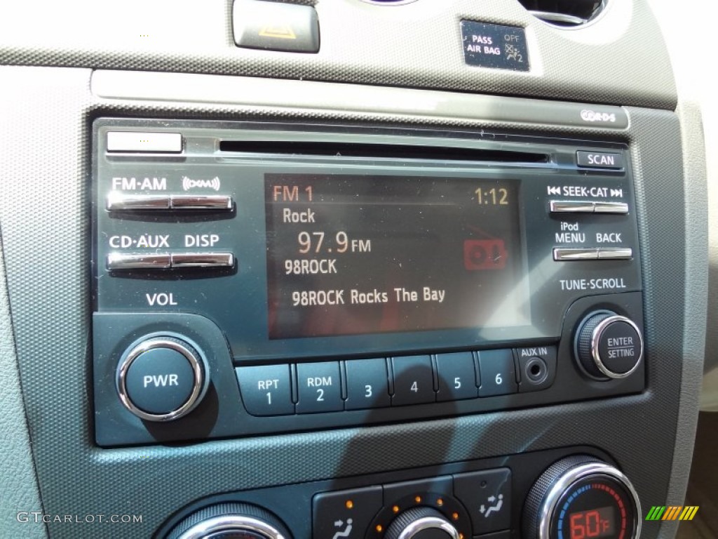 2012 Nissan Altima 3.5 SR Coupe Audio System Photo #63196435