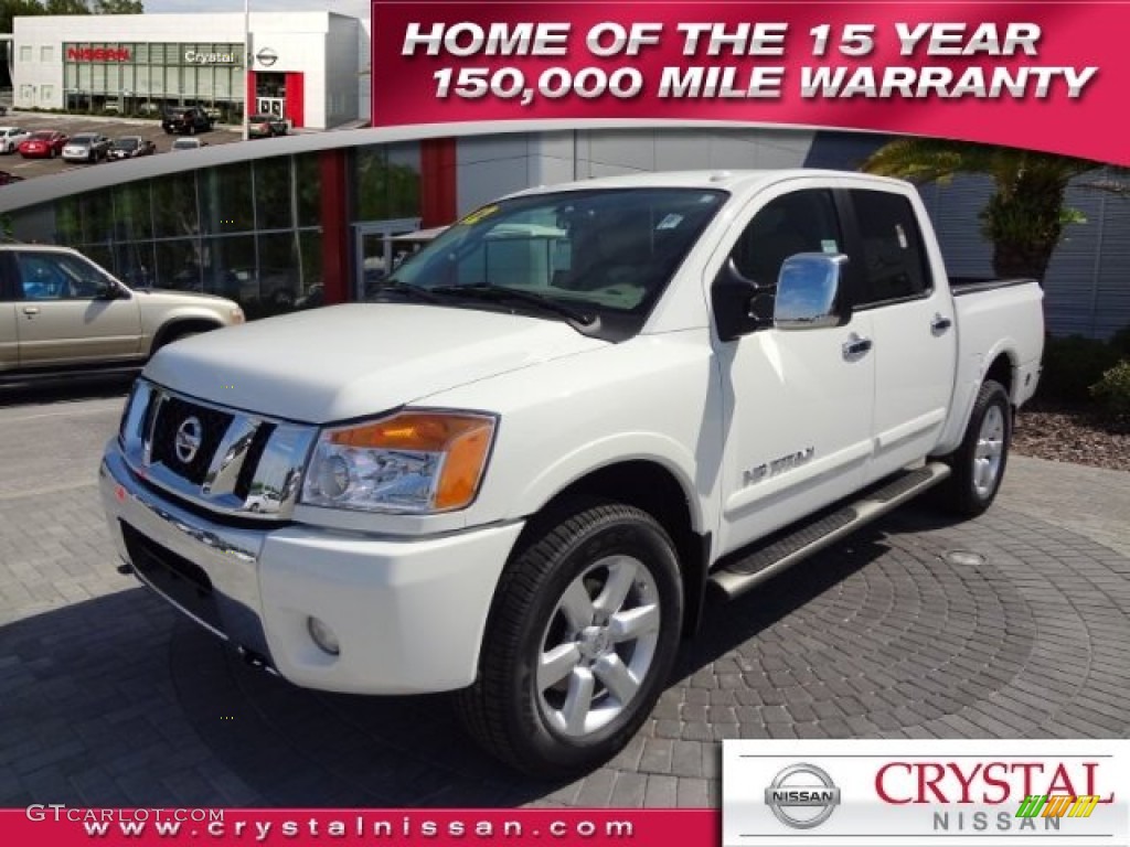 2012 Titan SL Crew Cab 4x4 - Blizzard White / Almond photo #1