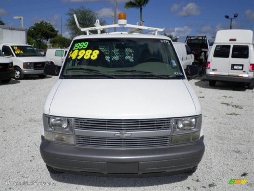 1999 Astro Cargo Van - Ivory White / Neutral photo #3