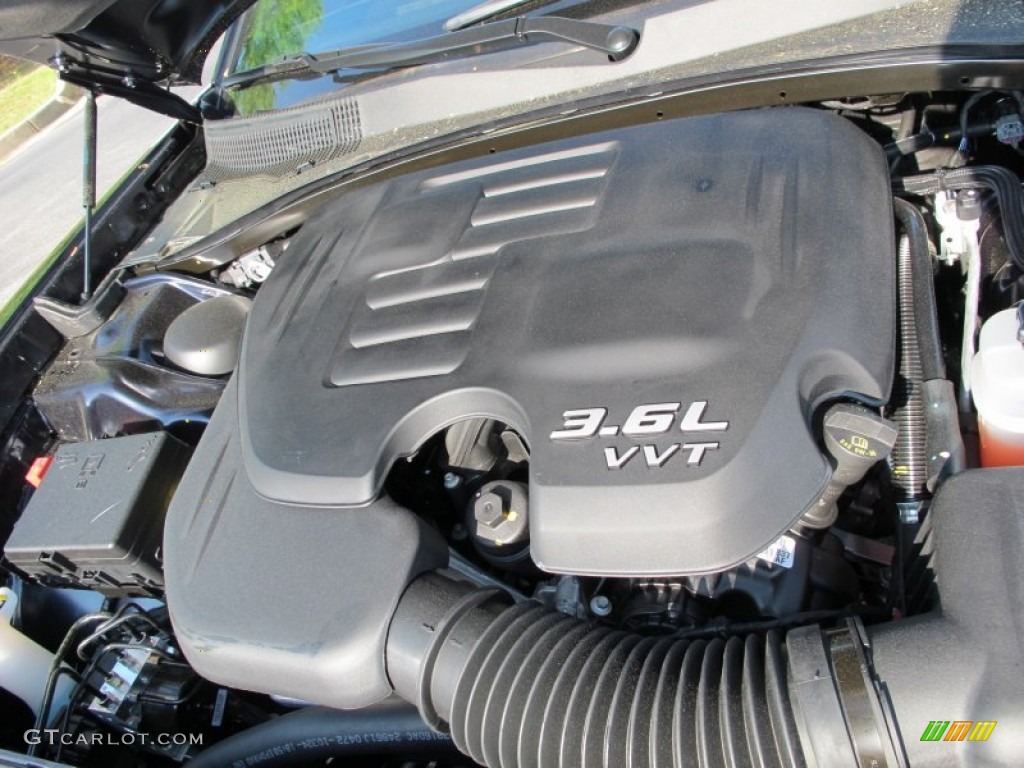 2012 Dodge Charger SE 3.6 Liter DOHC 24-Valve Pentastar V6 Engine Photo #63203379