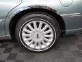 2005 Lincoln Town Car Signature Wheel and Tire Photo