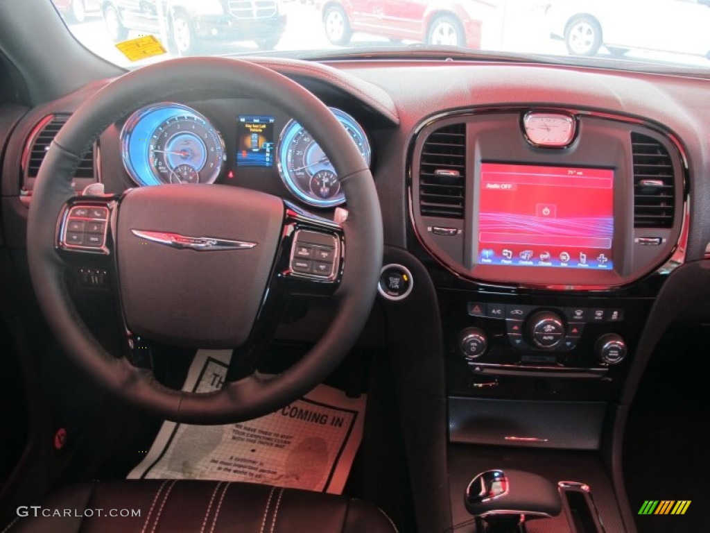 2012 300 S V6 - Bright Silver Metallic / Black photo #9