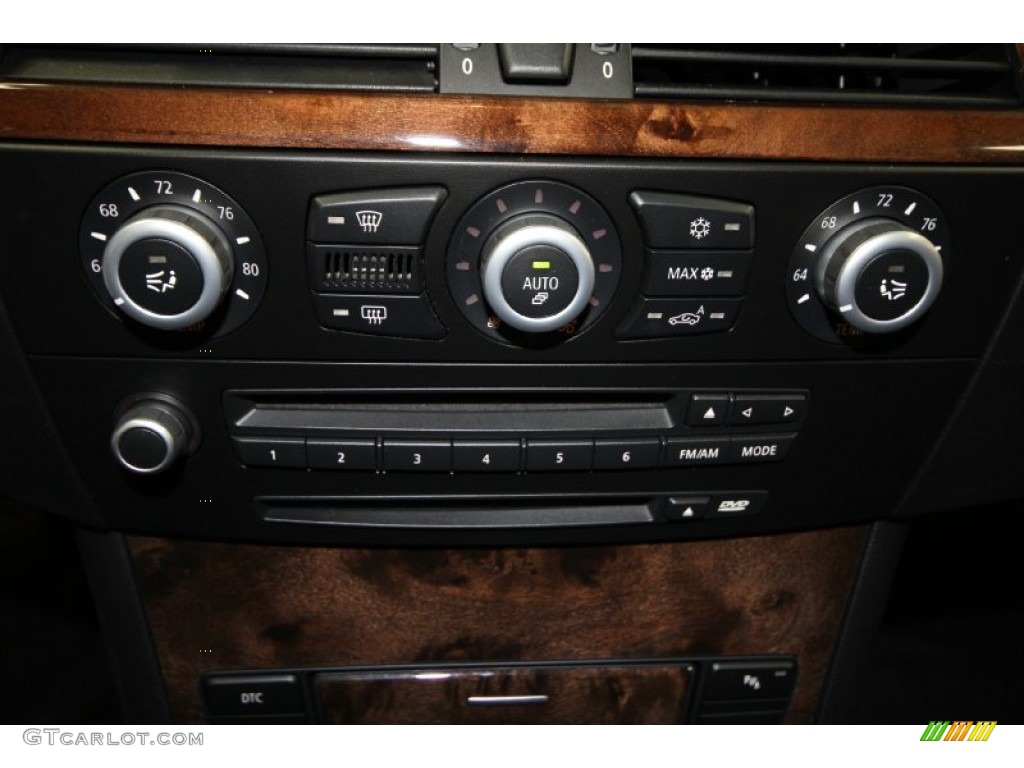 2009 BMW 5 Series 550i Sedan Controls Photo #63207307