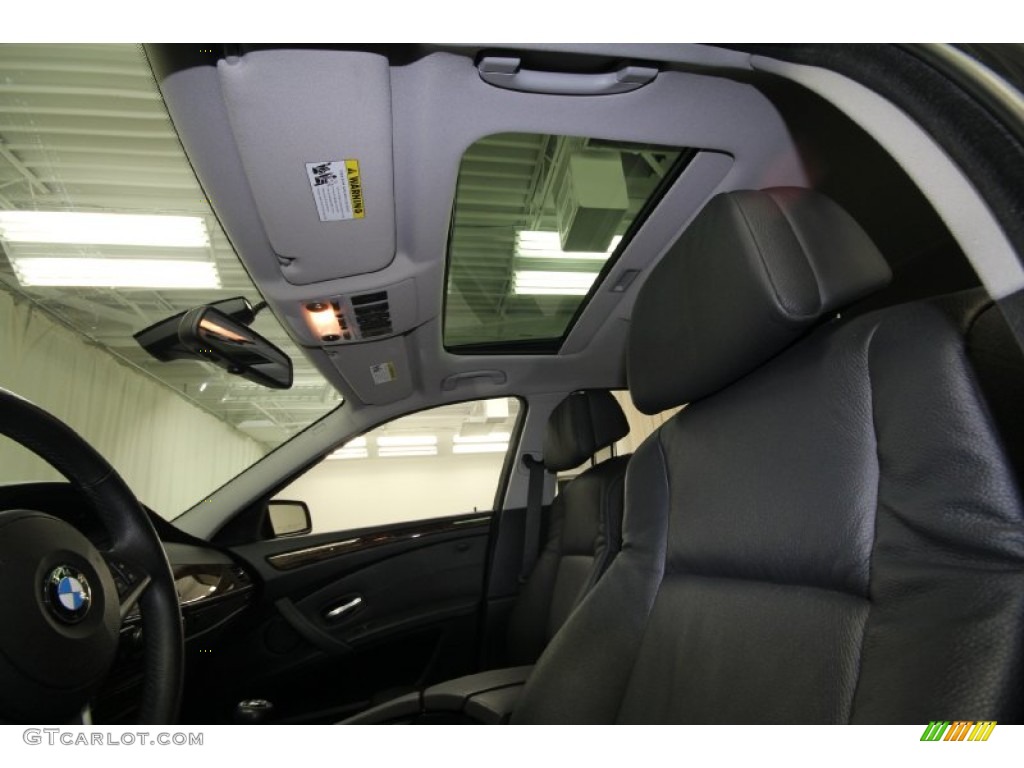 2009 5 Series 550i Sedan - Jet Black / Black photo #32