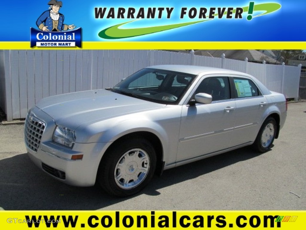 Bright Silver Metallic Chrysler 300