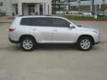 2011 Classic Silver Metallic Toyota Highlander SE  photo #6