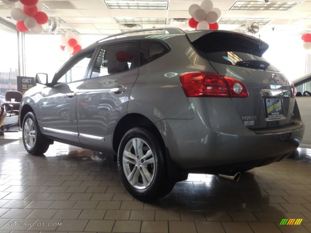 2012 Rogue SV AWD - Platinum Graphite / Black photo #4