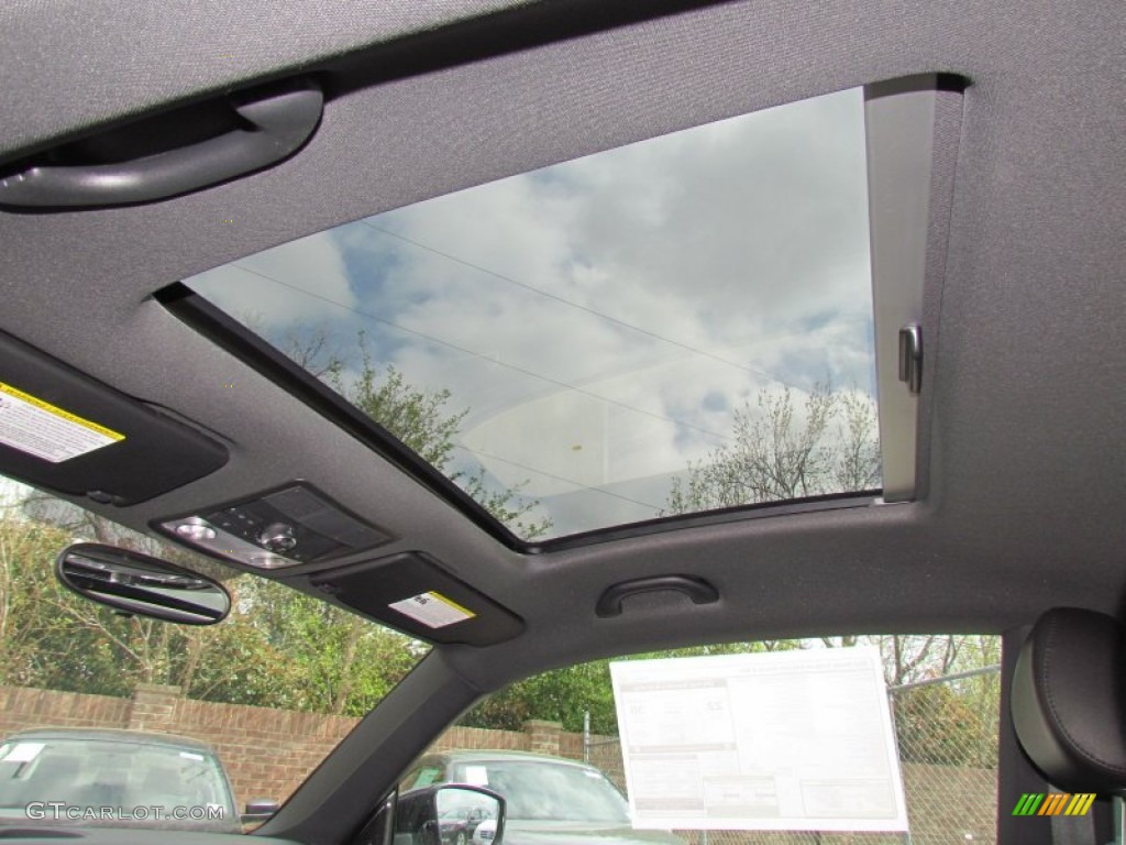 2012 Volkswagen Beetle Turbo Sunroof Photo #63210012