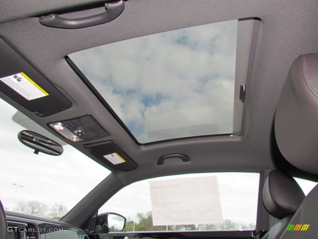 2012 Volkswagen Beetle Turbo Sunroof Photo #63210063