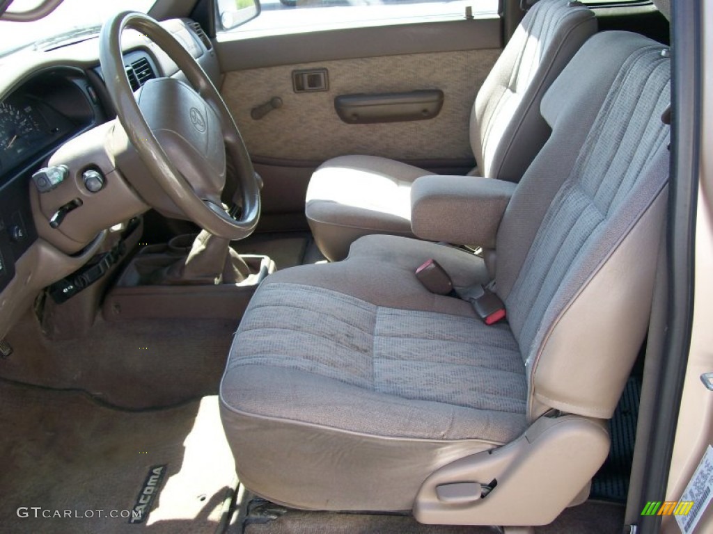 1999 Tacoma SR5 V6 Extended Cab 4x4 - Sierra Beige Metallic / Oak photo #9