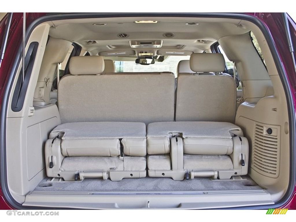 2009 Cadillac Escalade Hybrid AWD Trunk Photos