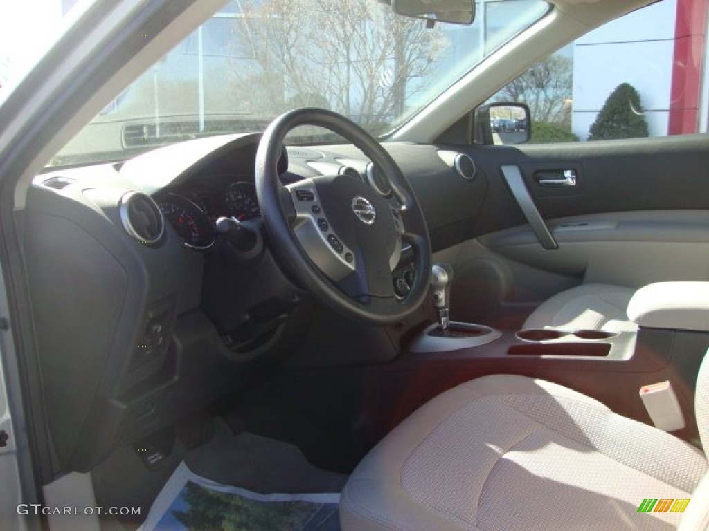 2011 Rogue SV AWD - Silver Ice Metallic / Black photo #15