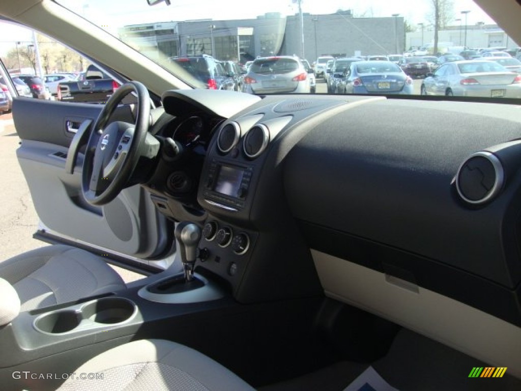 2011 Rogue SV AWD - Silver Ice Metallic / Black photo #28