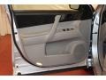 Classic Silver Metallic - Highlander 4WD Photo No. 9