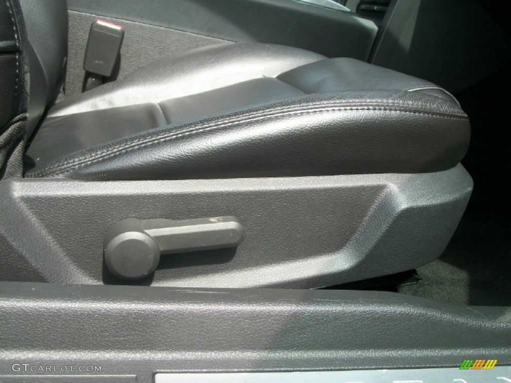 2007 Mustang V6 Premium Coupe - Black / Dark Charcoal photo #20