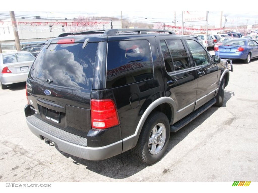 2002 Explorer XLT 4x4 - Black Clearcoat / Graphite photo #4