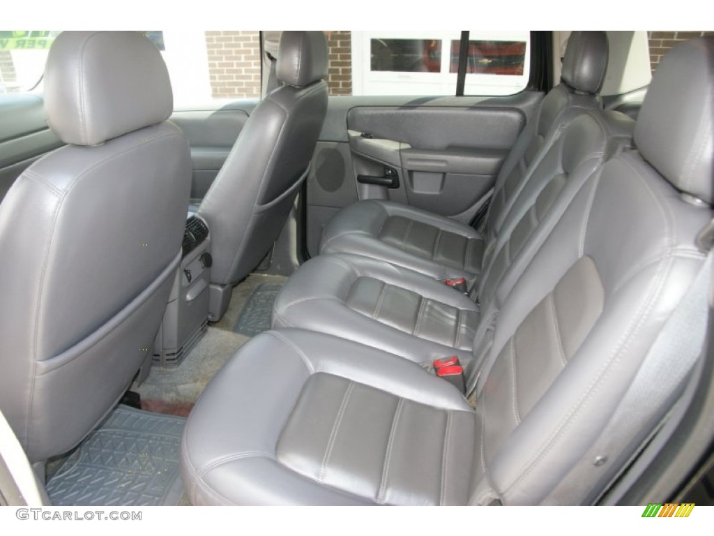 2002 Explorer XLT 4x4 - Black Clearcoat / Graphite photo #11