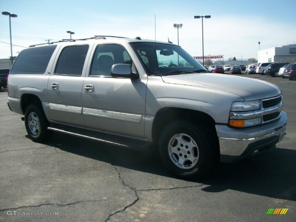 2004 Suburban 1500 LT 4x4 - Silver Birch Metallic / Gray/Dark Charcoal photo #1
