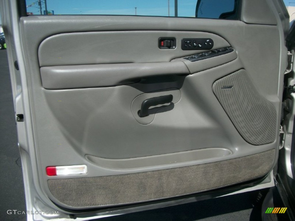 2004 Suburban 1500 LT 4x4 - Silver Birch Metallic / Gray/Dark Charcoal photo #19