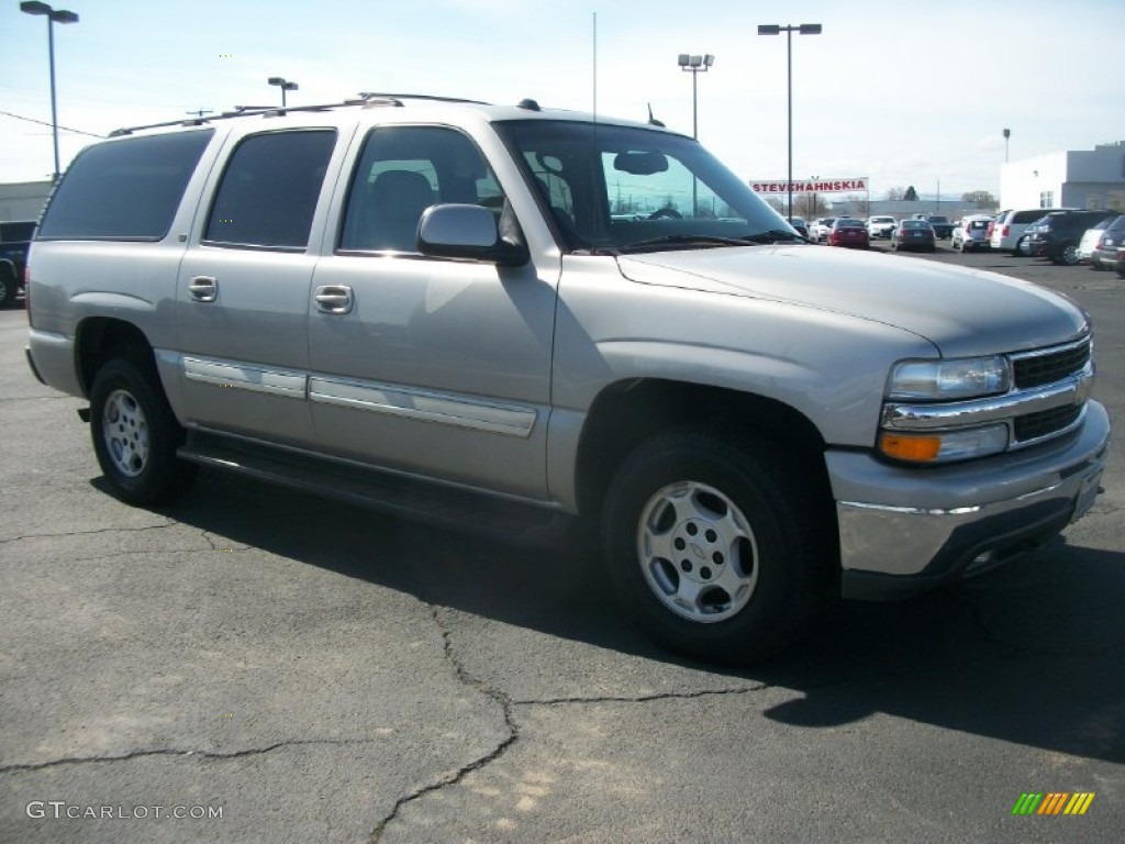 2004 Suburban 1500 LT 4x4 - Silver Birch Metallic / Gray/Dark Charcoal photo #37