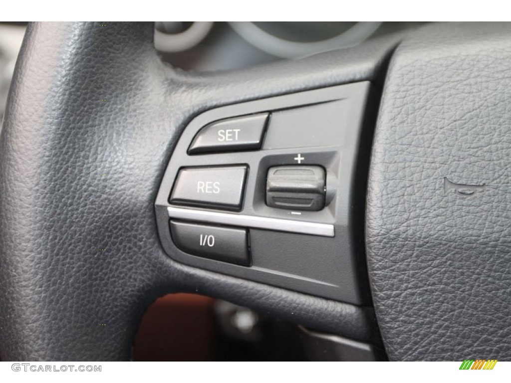 2011 BMW 5 Series 535i Sedan Controls Photo #63219702