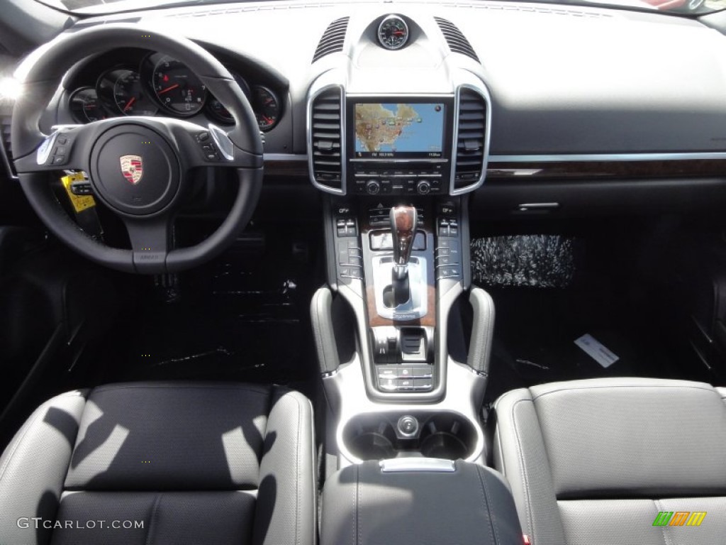 2012 Porsche Cayenne Standard Cayenne Model Black Dashboard Photo #63228933