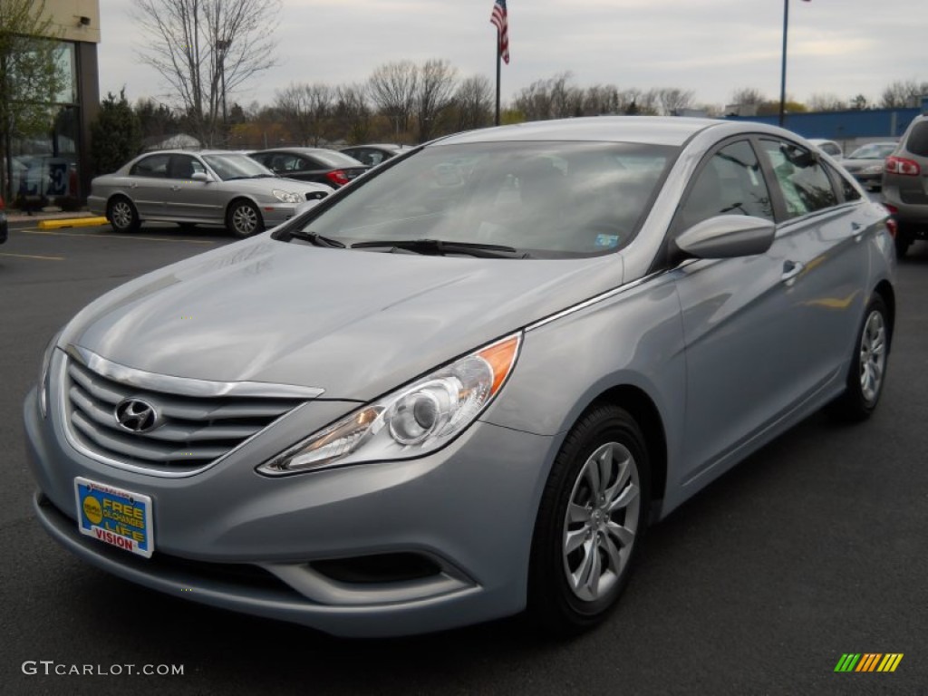 Iridescent Silver Blue Pearl Hyundai Sonata