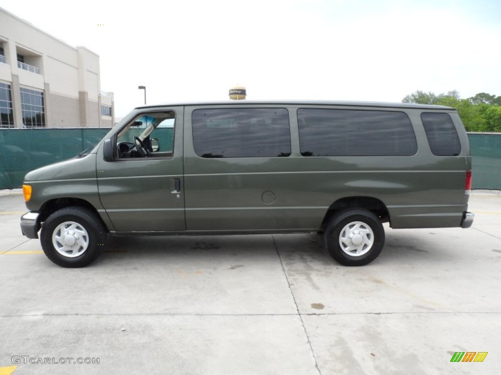 Estate Green Metallic 2004 Ford E Series Van E350 Super Duty XL 15 Passenger Exterior Photo #63231492