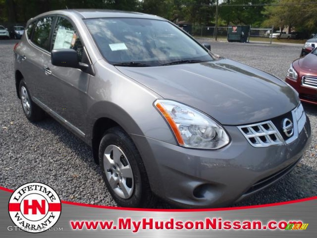 Brilliant Silver Nissan Rogue