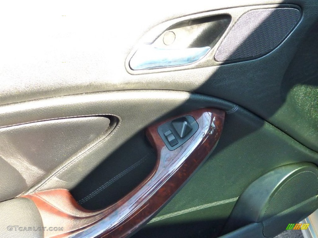 2004 3 Series 325i Coupe - Titanium Silver Metallic / Black photo #12