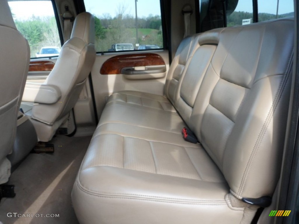 Medium Parchment Interior 2003 Ford F550 Super Duty Lariat Crew Cab 4x4 Chassis Dump Truck Photo #63235117