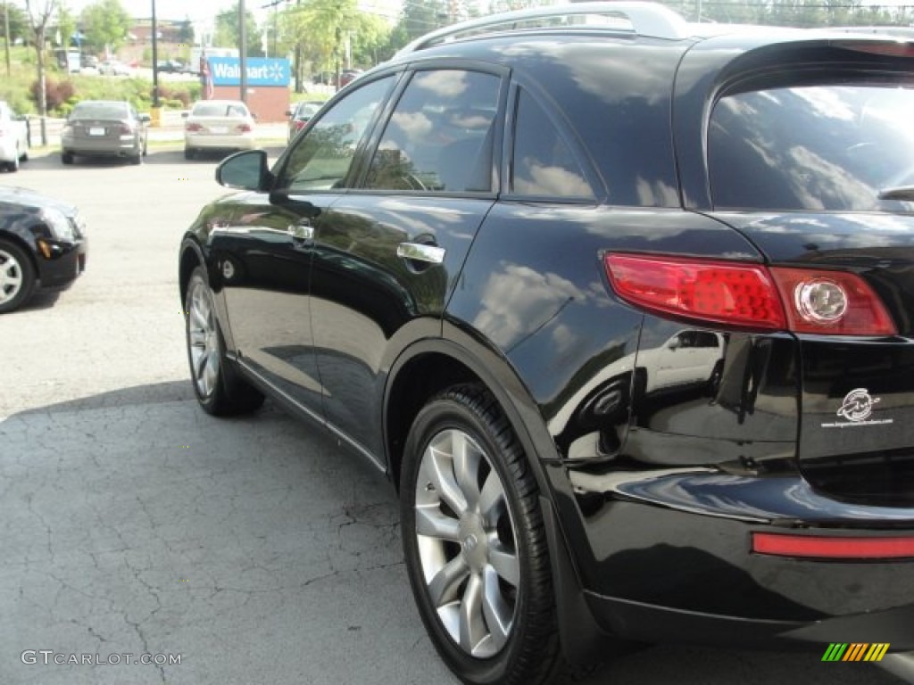 2004 FX 35 AWD - Black Obsidian / Willow photo #10