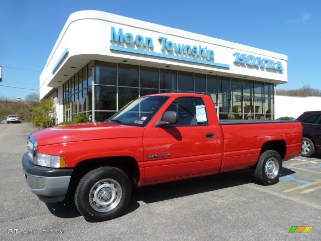 2001 Ram 1500 ST Regular Cab - Flame Red / Agate photo #1