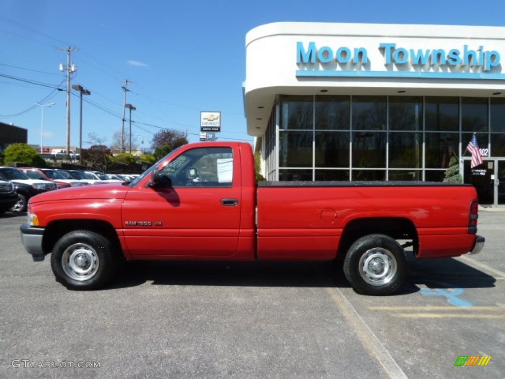 2001 Ram 1500 ST Regular Cab - Flame Red / Agate photo #2
