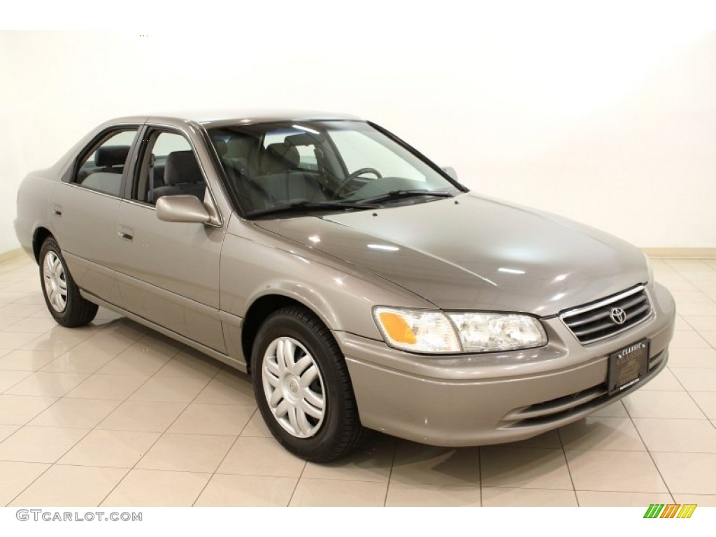 2001 Camry LE - Antique Sage Pearl / Gray photo #1