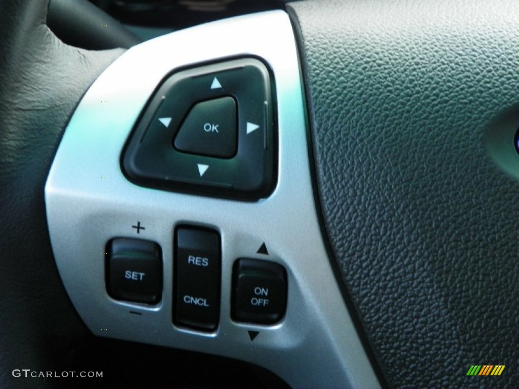 2013 Ford Explorer XLT 4WD Controls Photo #63240087