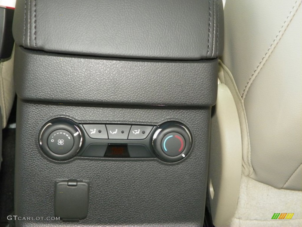 2013 Ford Explorer XLT 4WD Controls Photo #63240438